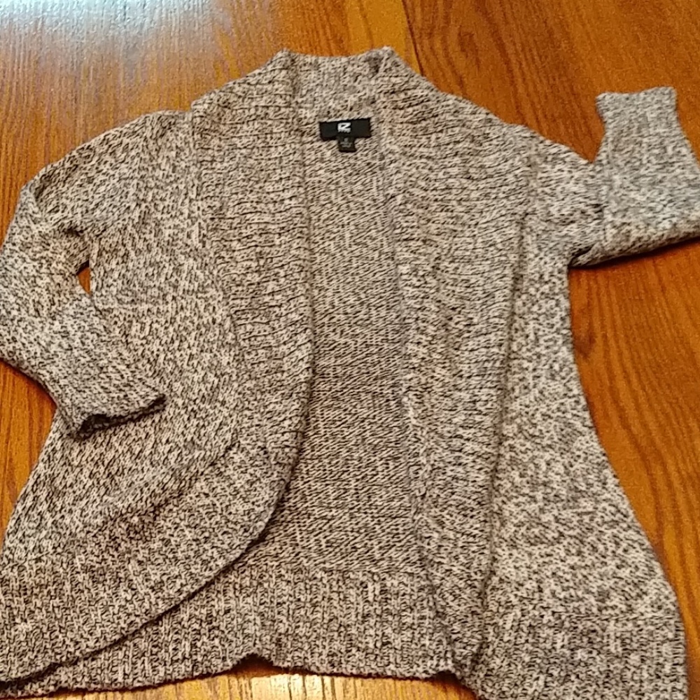 Iz byer cardigan/shrug